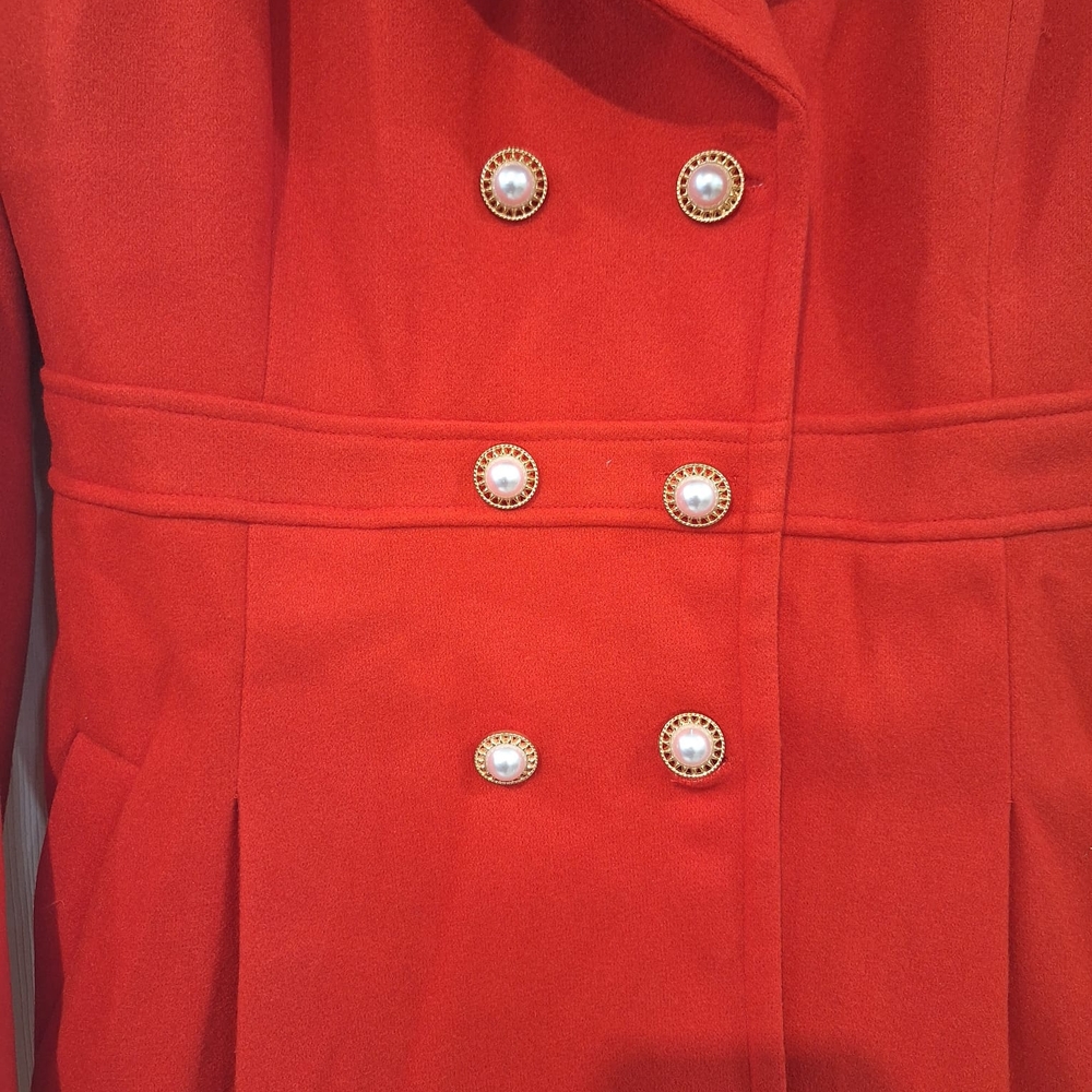Chic Red Double-Breasted Coat - image 3